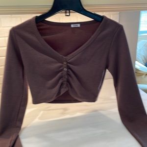 Garage size small brown cropped button down top